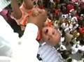 Сбрасывать детей с крыши: страшная индуистская традиция