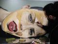 Самые странные направления современного искусства: моча и кровь - краски?