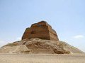 Мейдум - недостроенная пирамида фараона Снофру