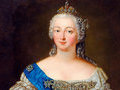 Капризная Елизавета любила много косметики, отдыхать от роскоши в  интимном  дворце и чесать пятки